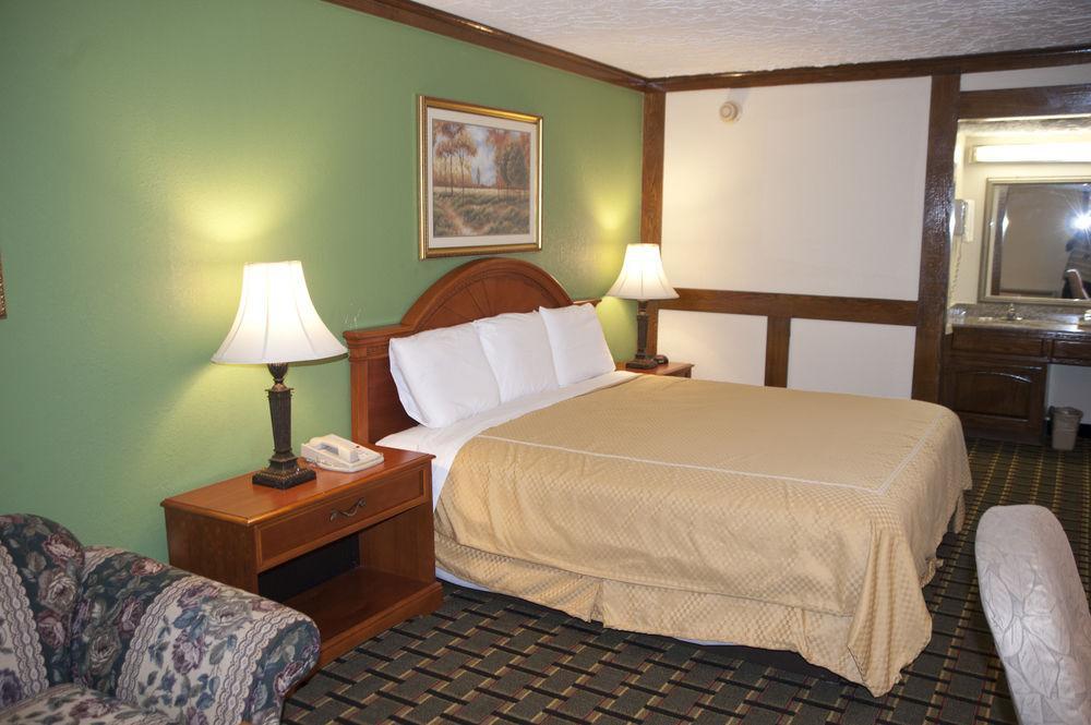 Victorian Inn & Suites Nacogdoches Εξωτερικό φωτογραφία