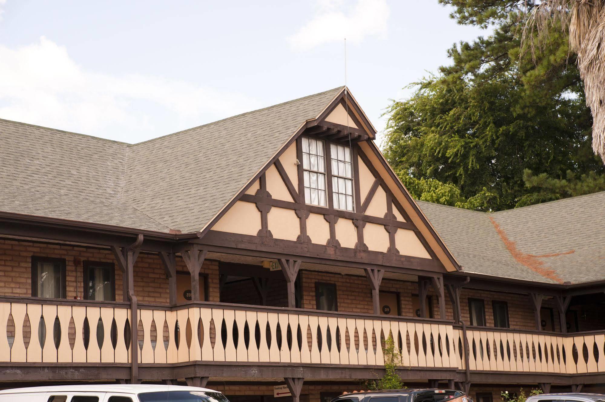 Victorian Inn & Suites Nacogdoches Εξωτερικό φωτογραφία