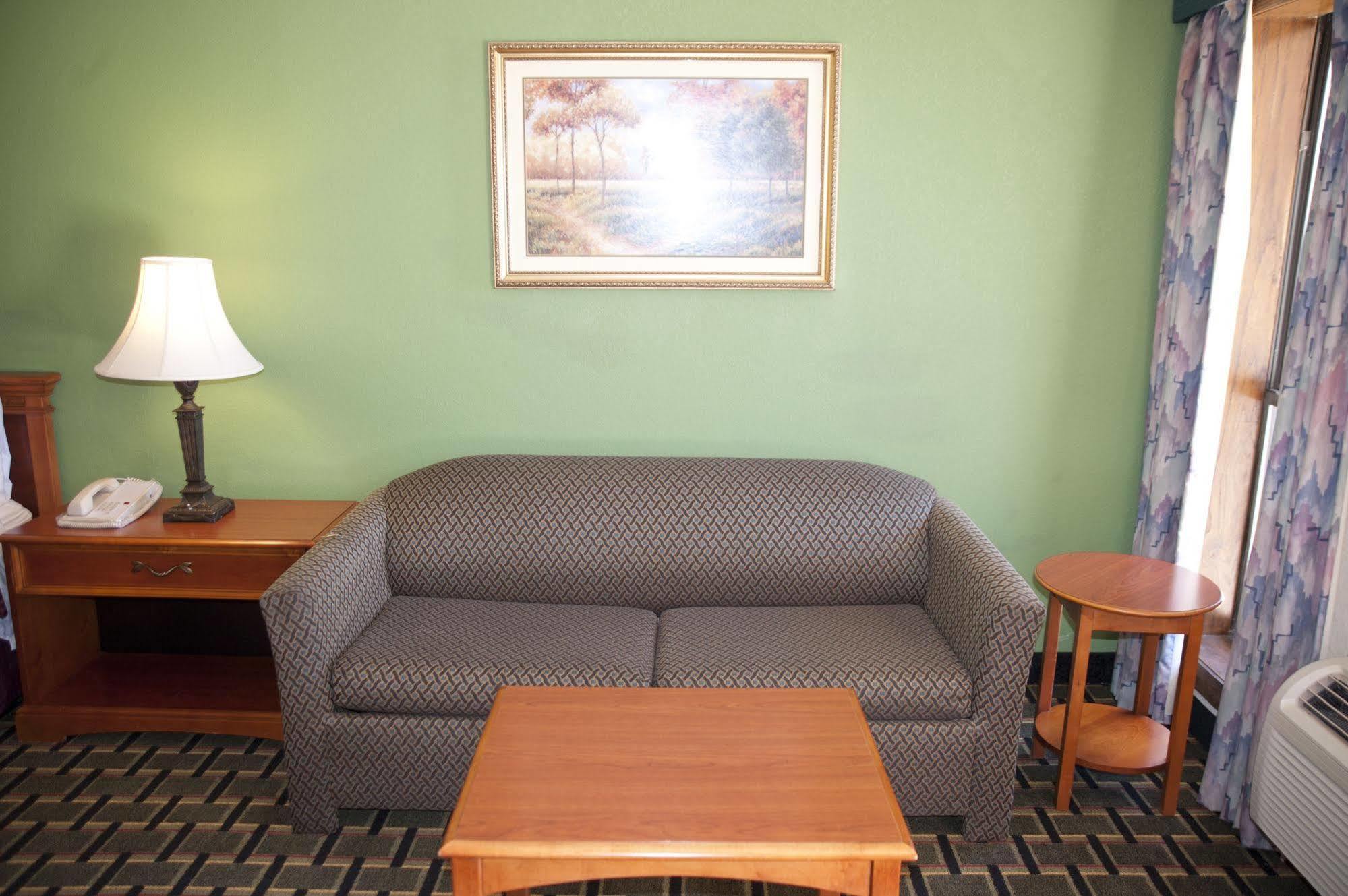 Victorian Inn & Suites Nacogdoches Εξωτερικό φωτογραφία