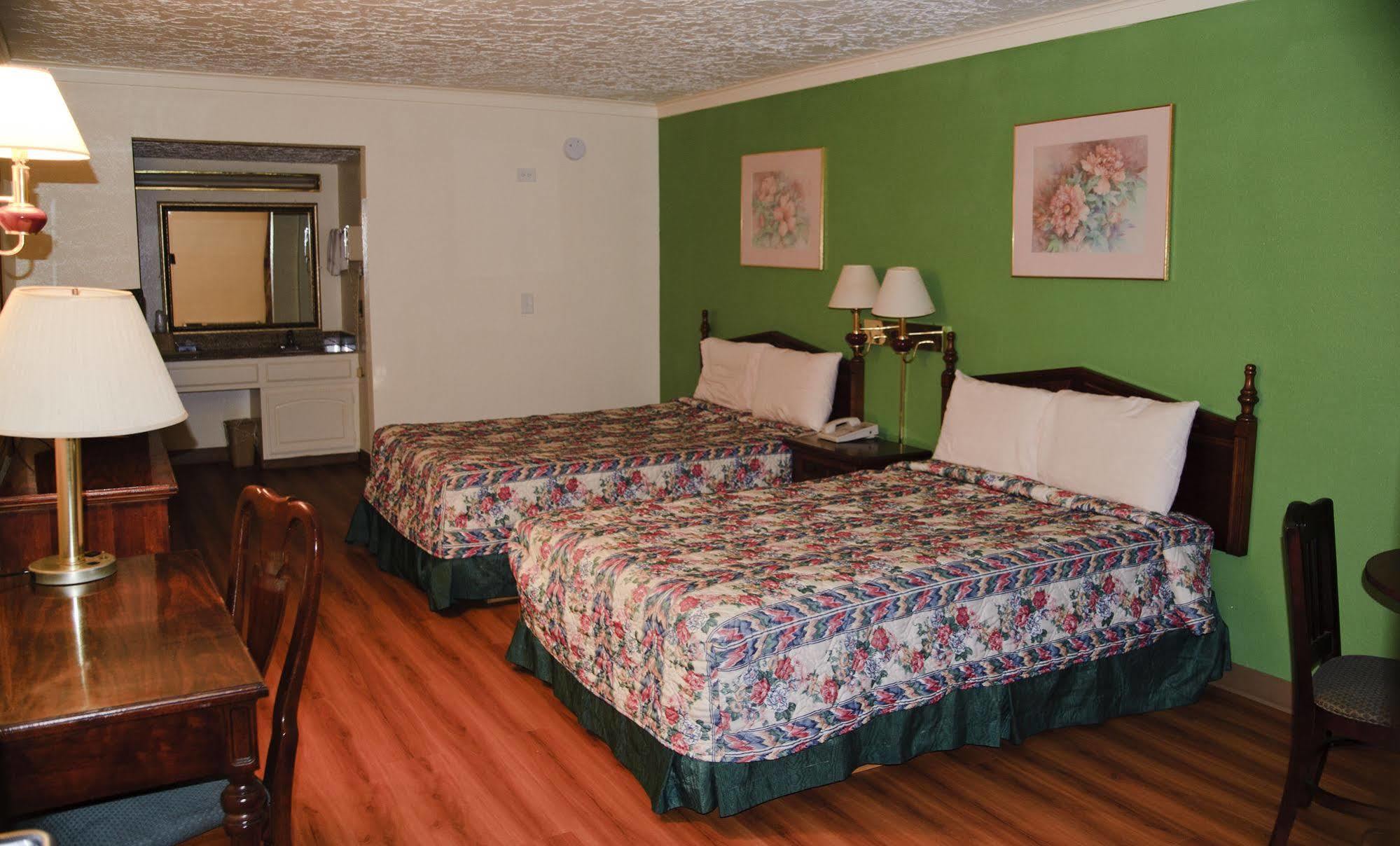 Victorian Inn & Suites Nacogdoches Εξωτερικό φωτογραφία