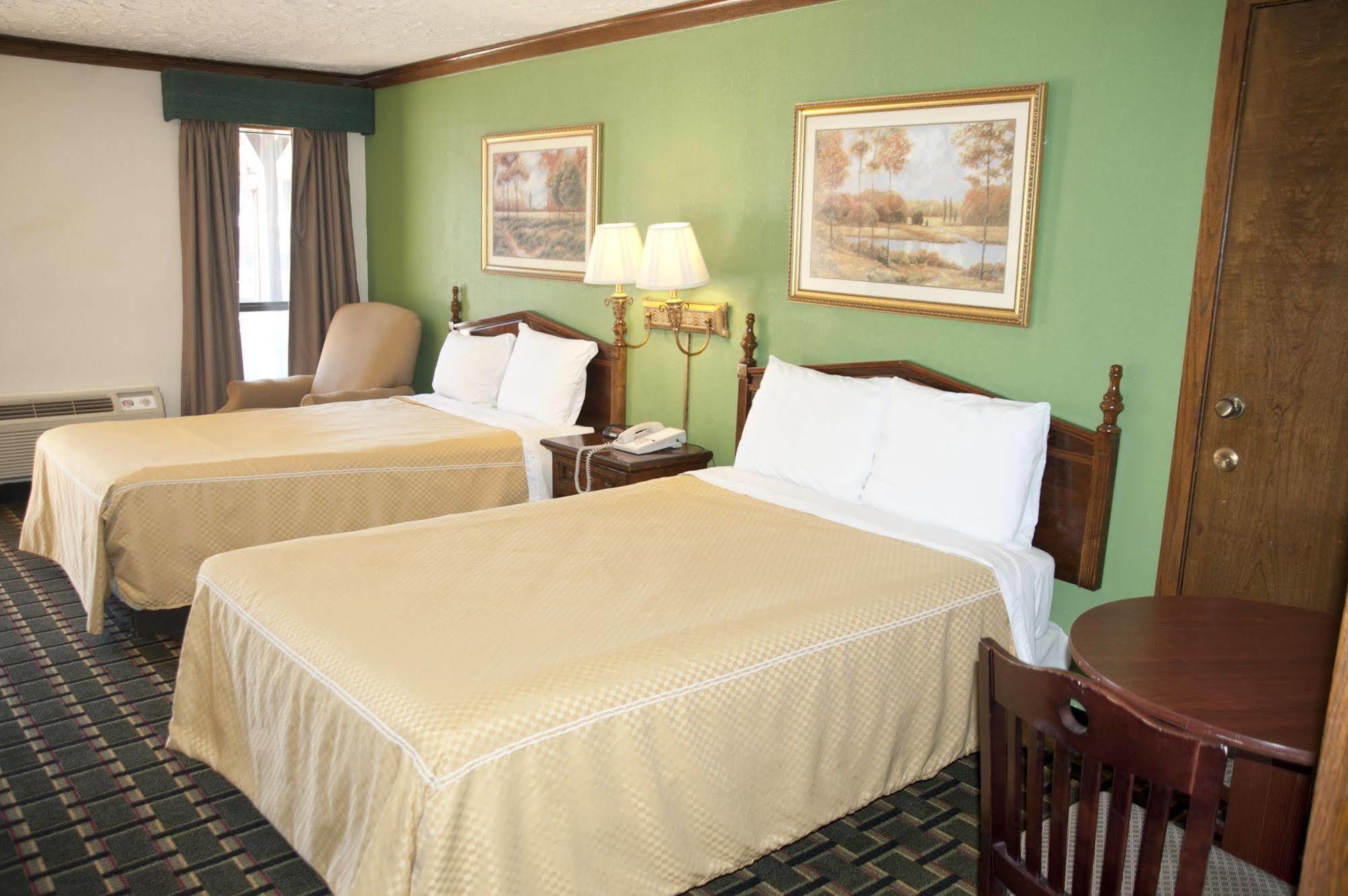 Victorian Inn & Suites Nacogdoches Εξωτερικό φωτογραφία